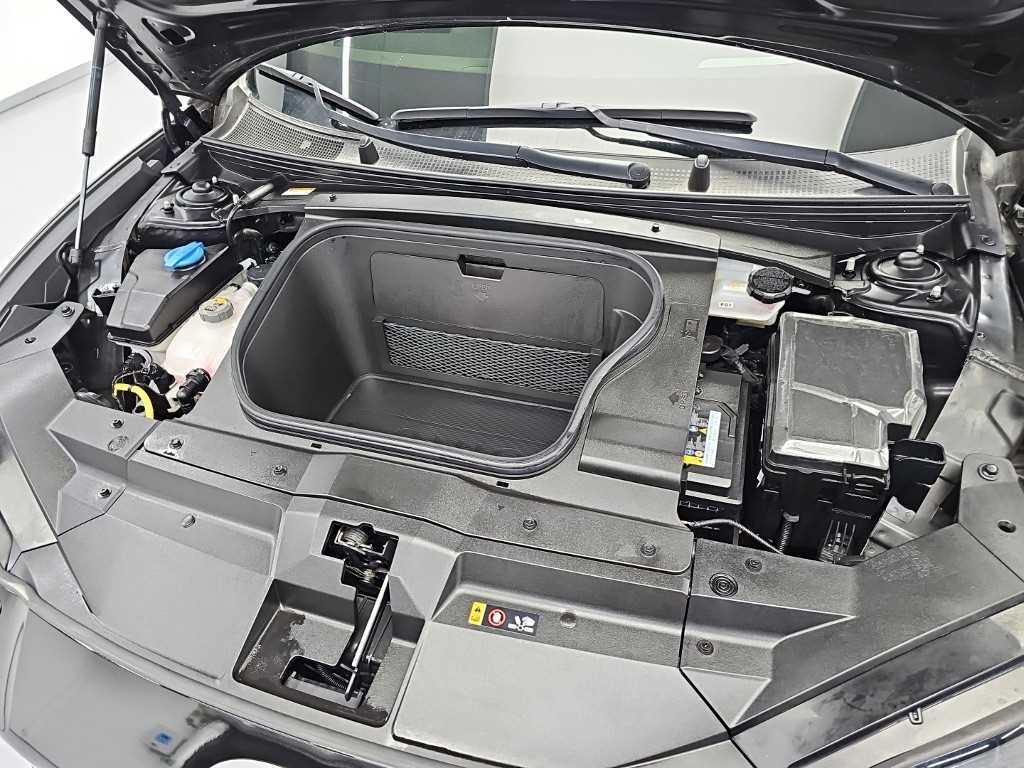 Hyundai Ioniq6 — photo 05
