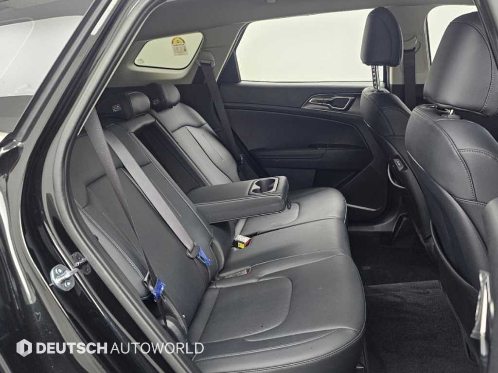 Kia Sportage — photo 12