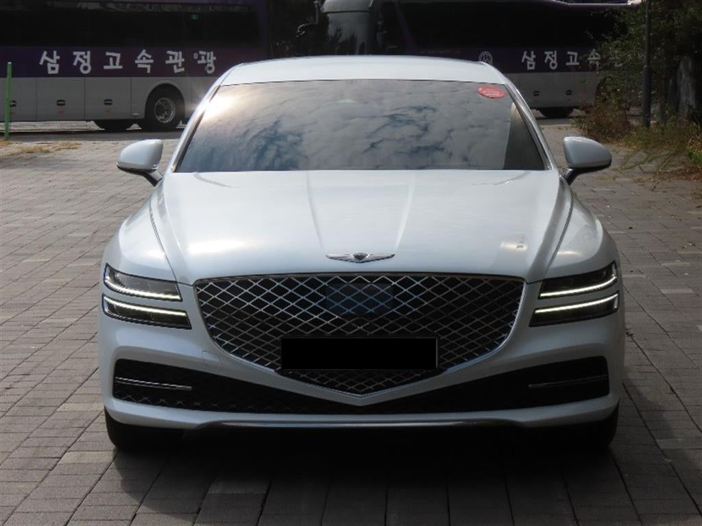 Genesis G80 — photo 01