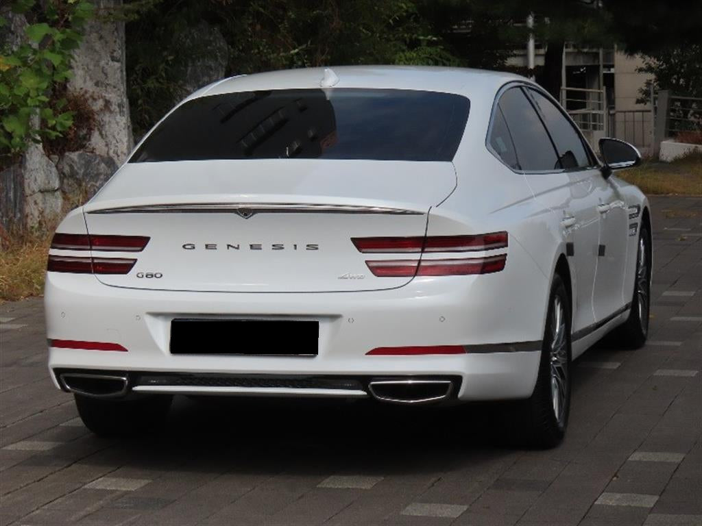 Genesis G80 — photo 03