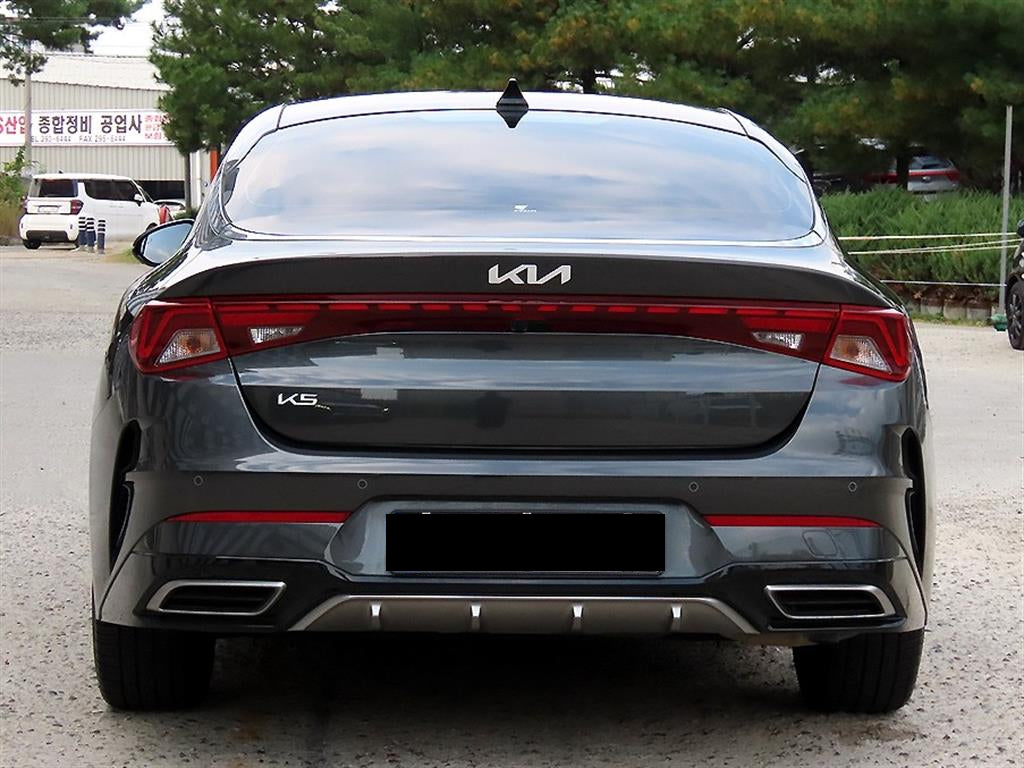 Kia K5 — photo 04