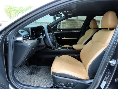 Kia K5 — photo 05
