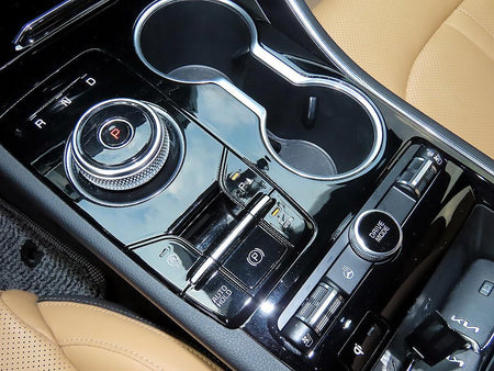 Kia K5 — photo 10