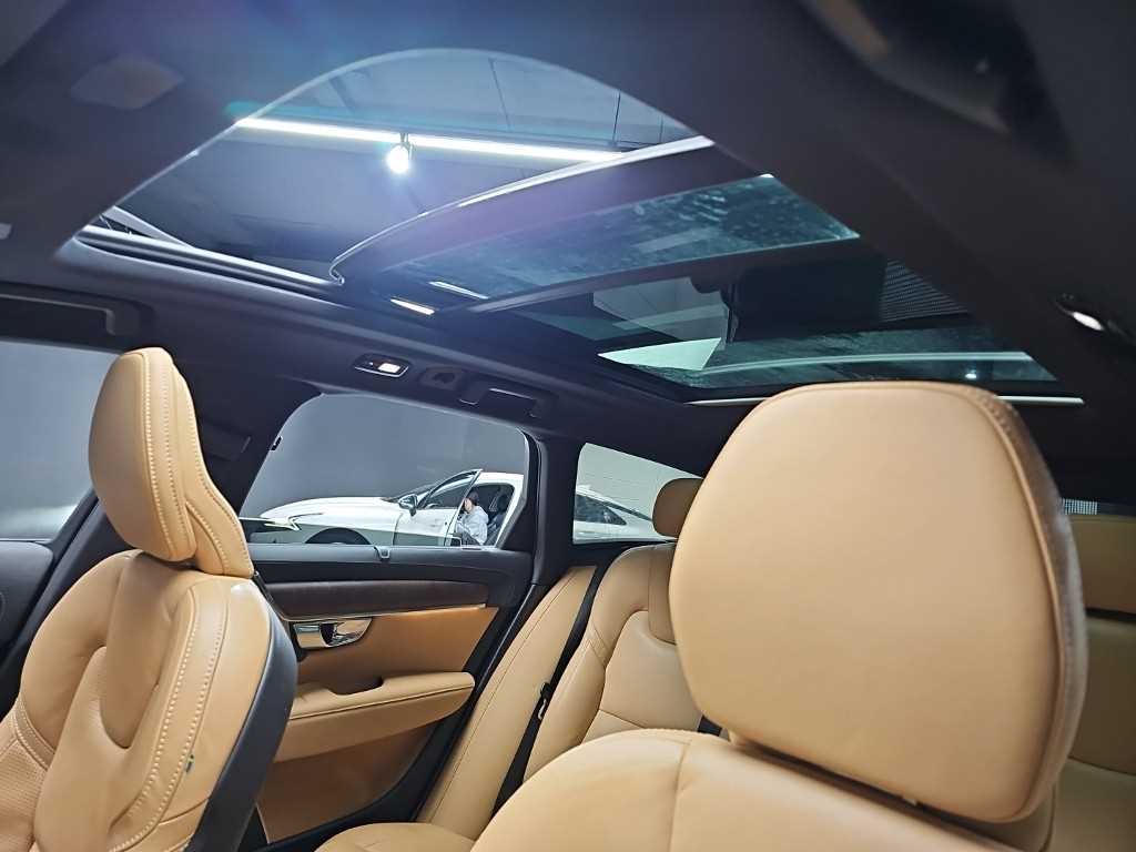 Volvo V90 — photo 15