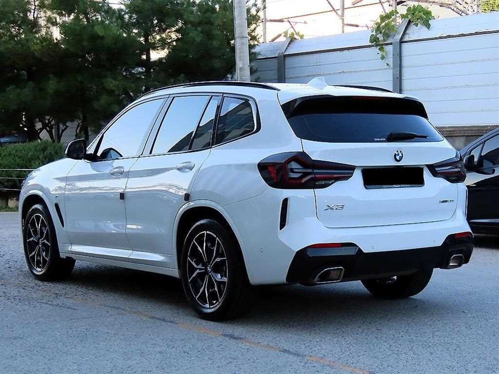 BMW X3 — photo 03