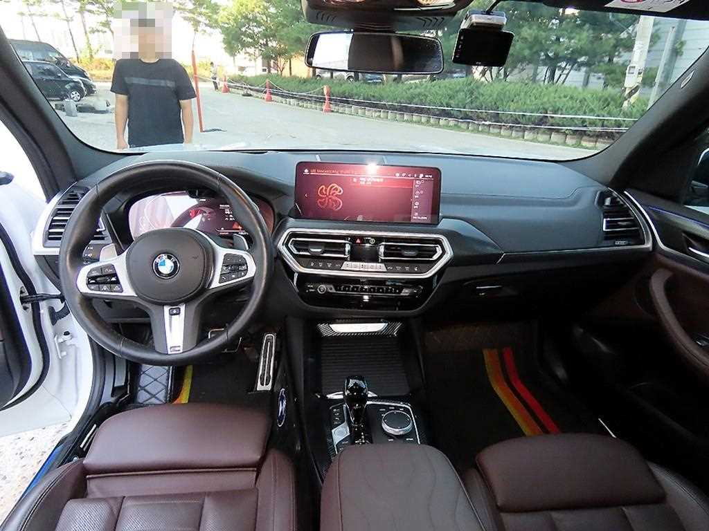 BMW X3 — photo 07