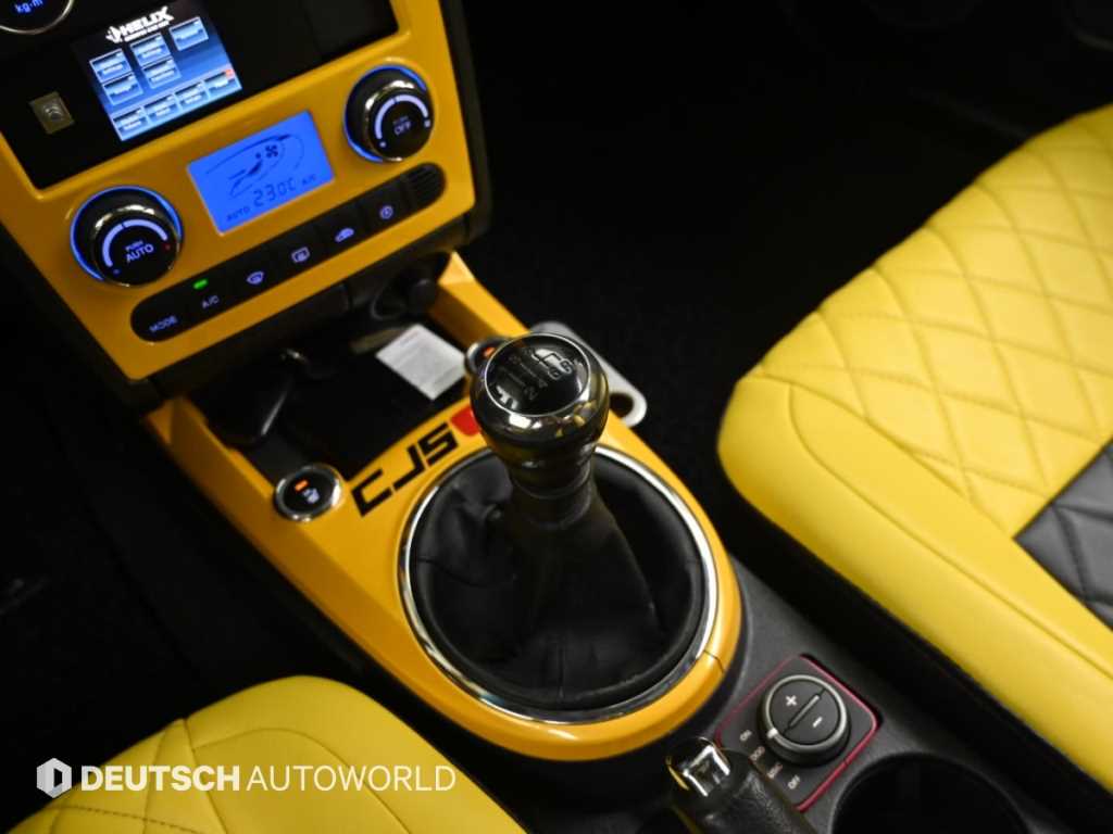 Hyundai Tuscani — photo 09
