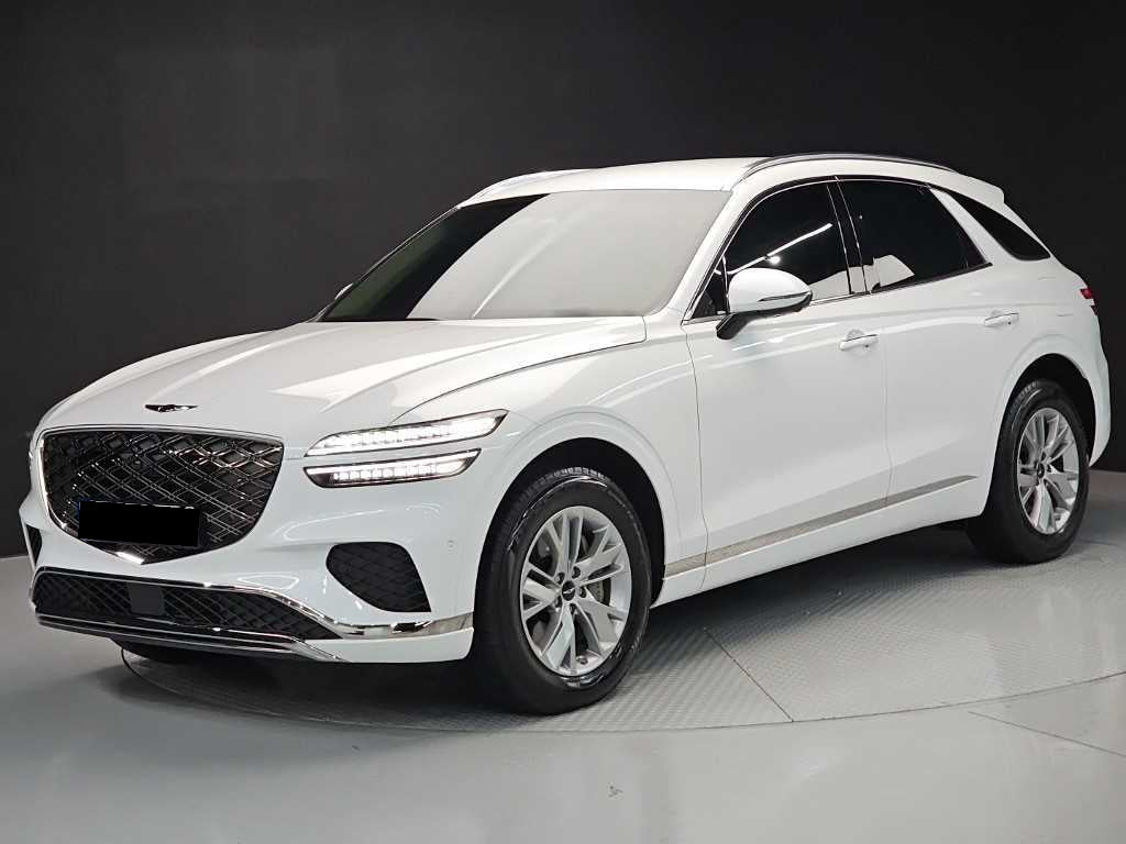 Genesis GV70 — photo 01