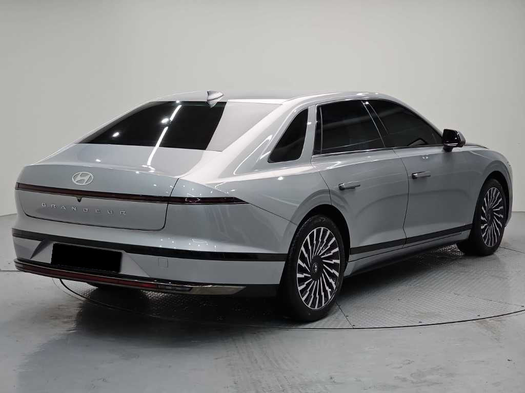 Hyundai Grandeur — photo 04