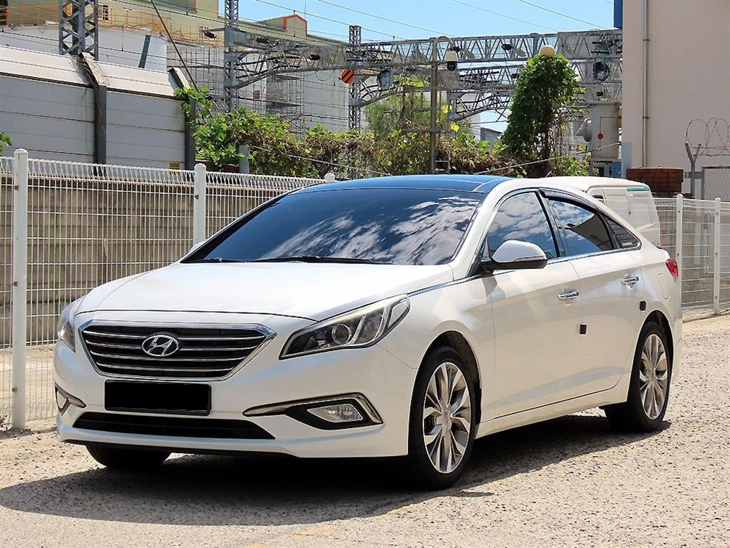Hyundai Sonata — photo 02