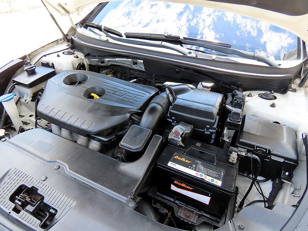 Hyundai Sonata — photo 19