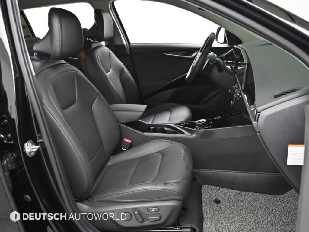 Kia Niro — photo 10
