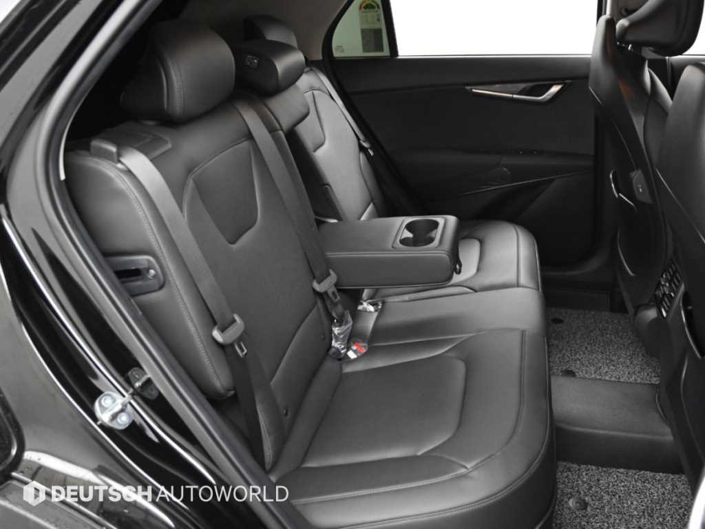 Kia Niro — photo 12