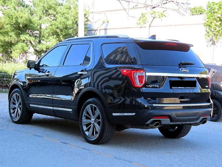 Ford Explorer — photo 03