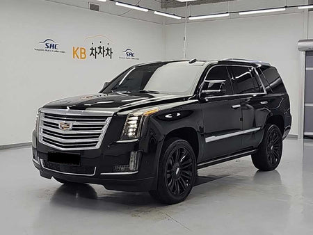 Cadillac Escalade — photo 01