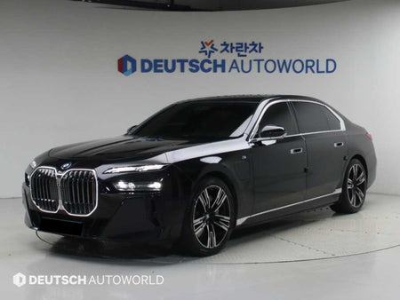 BMW 7-Series — photo 01