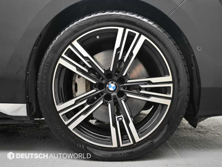 BMW 7-Series — photo 05