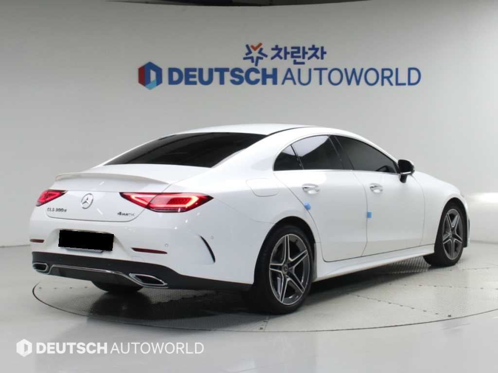 Mercedes-Benz CLS-Class — photo 02