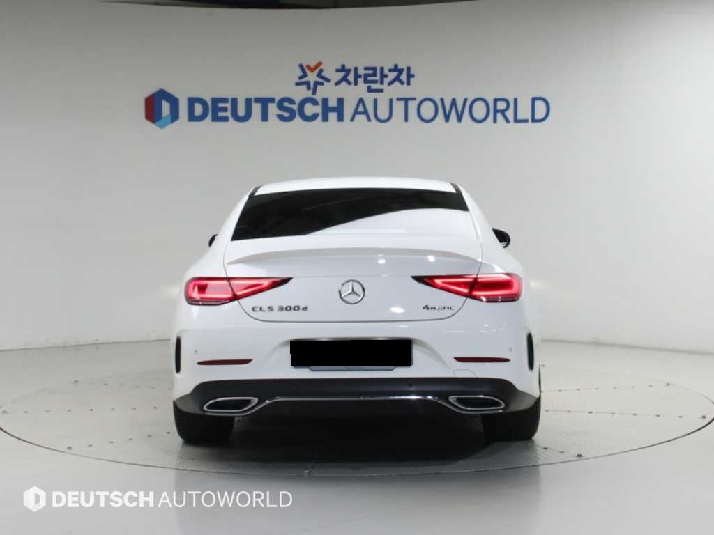 Mercedes-Benz CLS-Class — photo 04