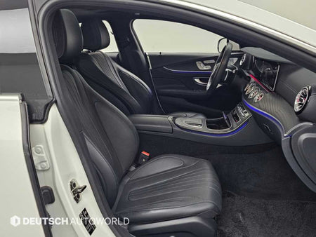 Mercedes-Benz CLS-Class — photo 10