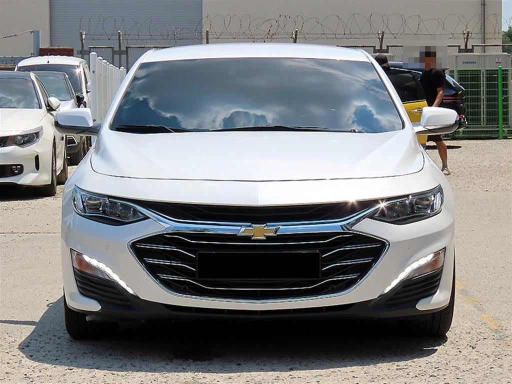 CHEVROLET Malibu — photo 01