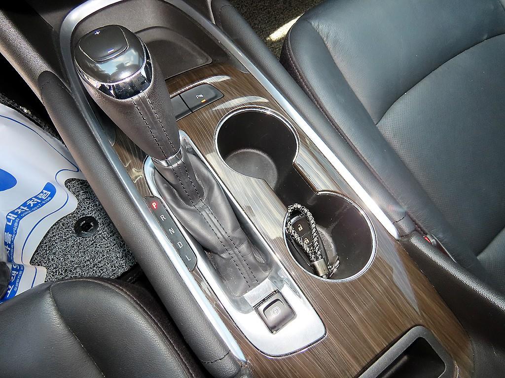 CHEVROLET Malibu — photo 10
