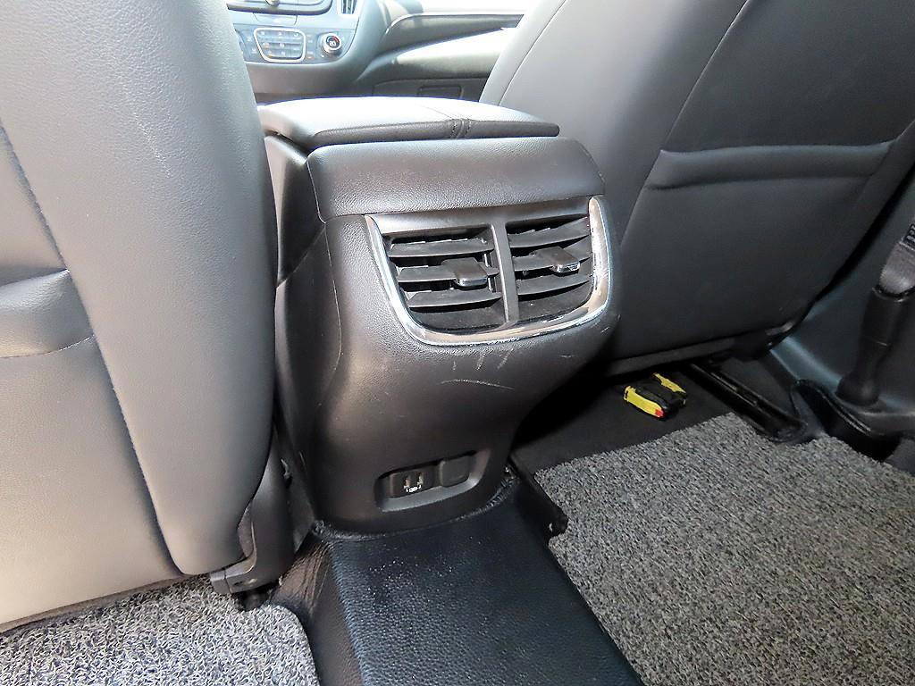CHEVROLET Malibu — photo 18