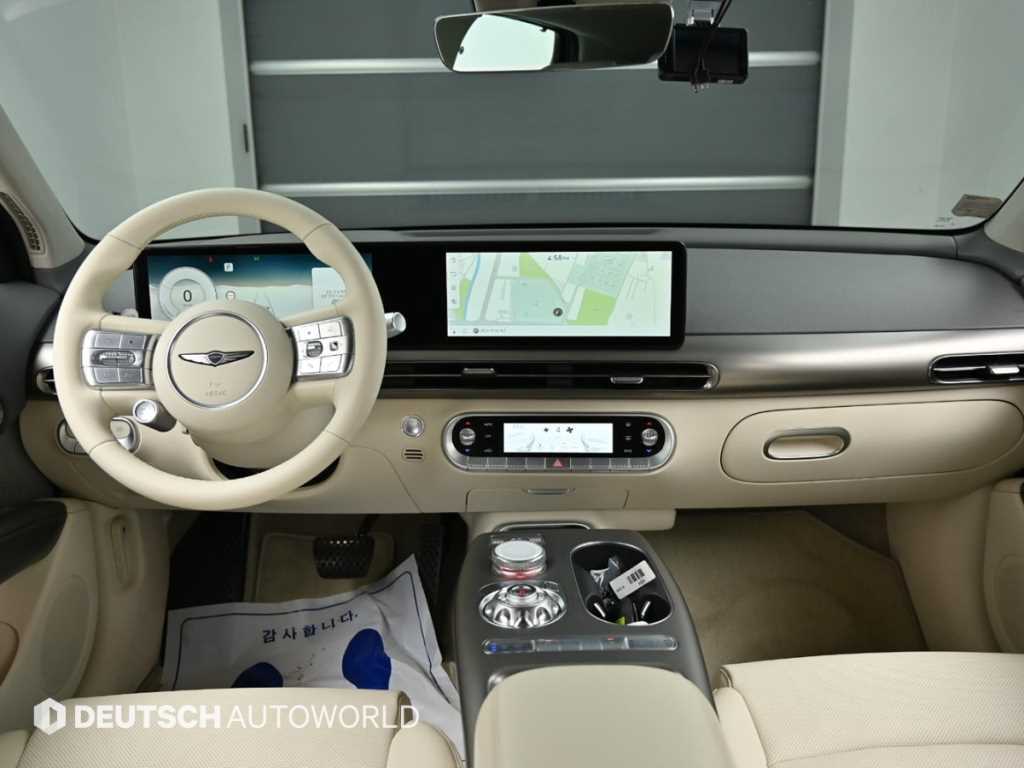 Genesis GV60 — photo 07