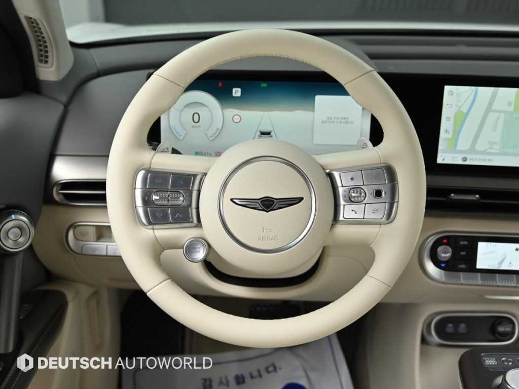 Genesis GV60 — photo 13