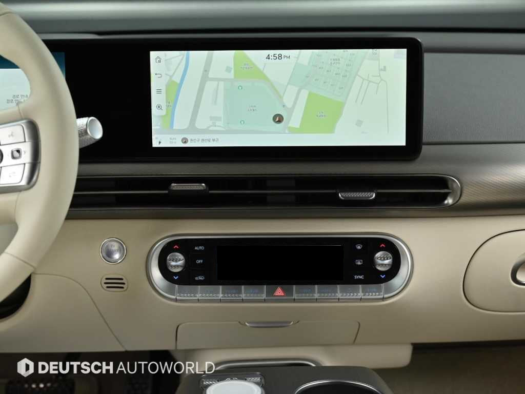 Genesis GV60 — photo 14