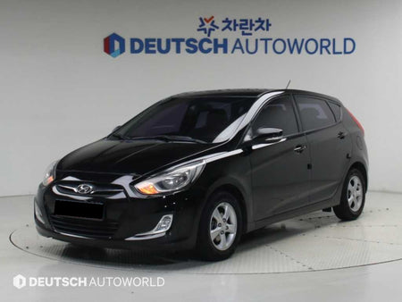 Hyundai Accent — photo 01
