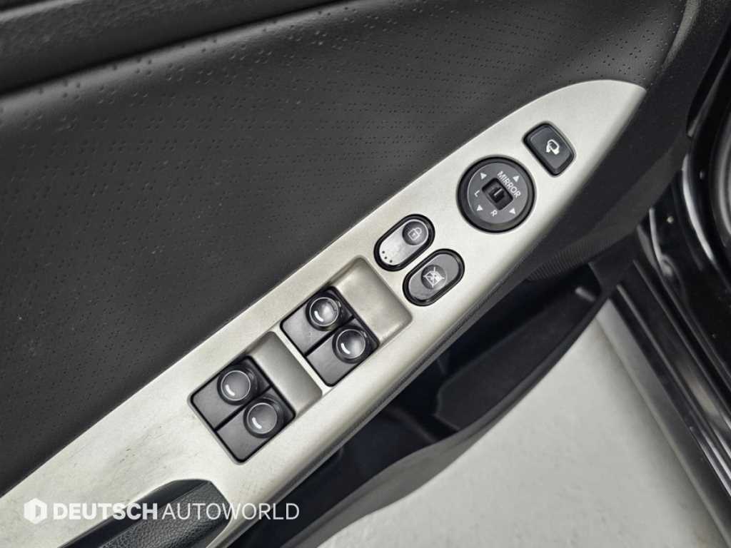 Hyundai Accent — photo 18