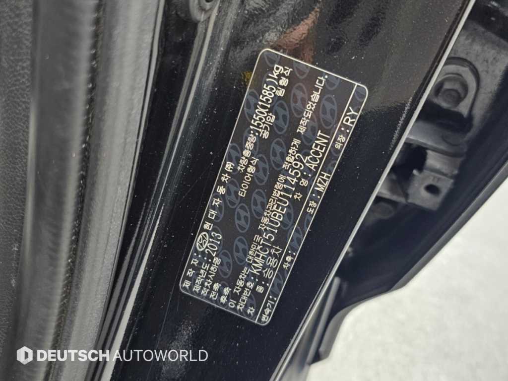 Hyundai Accent — photo 20