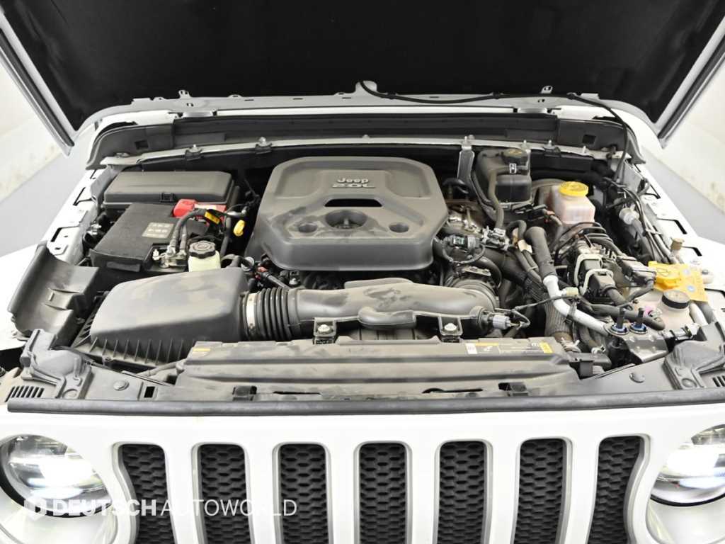 Jeep Wrangler — photo 06