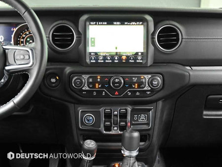Jeep Wrangler — photo 14
