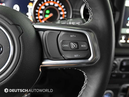 Jeep Wrangler — photo 16
