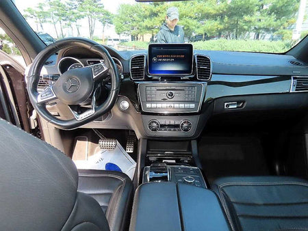 Mercedes-Benz GLE-Class — photo 07