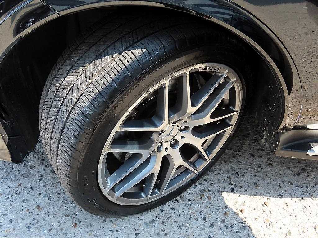 Mercedes-Benz GLE-Class — photo 20