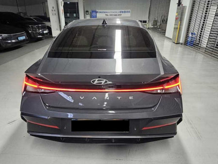 Hyundai Avante — photo 03