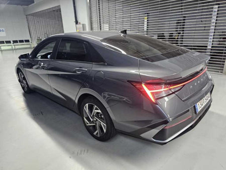Hyundai Avante — photo 05