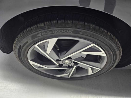 Hyundai Avante — photo 13