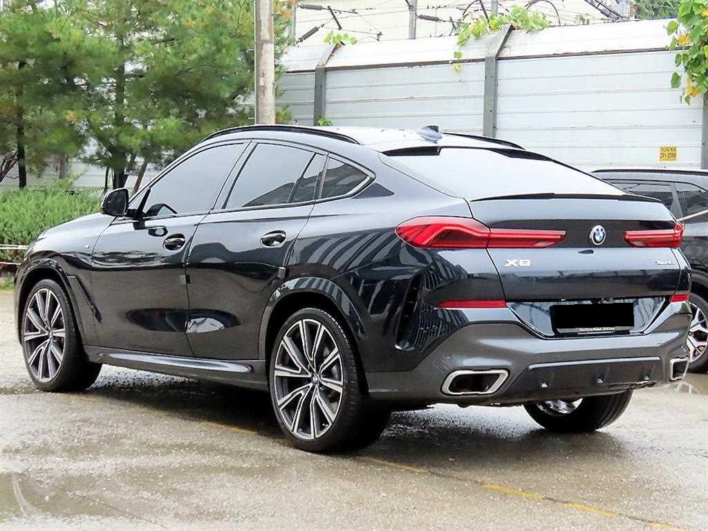 BMW X6 — photo 03
