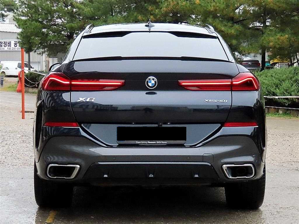BMW X6 — photo 04