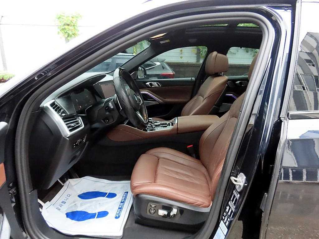 BMW X6 — photo 05