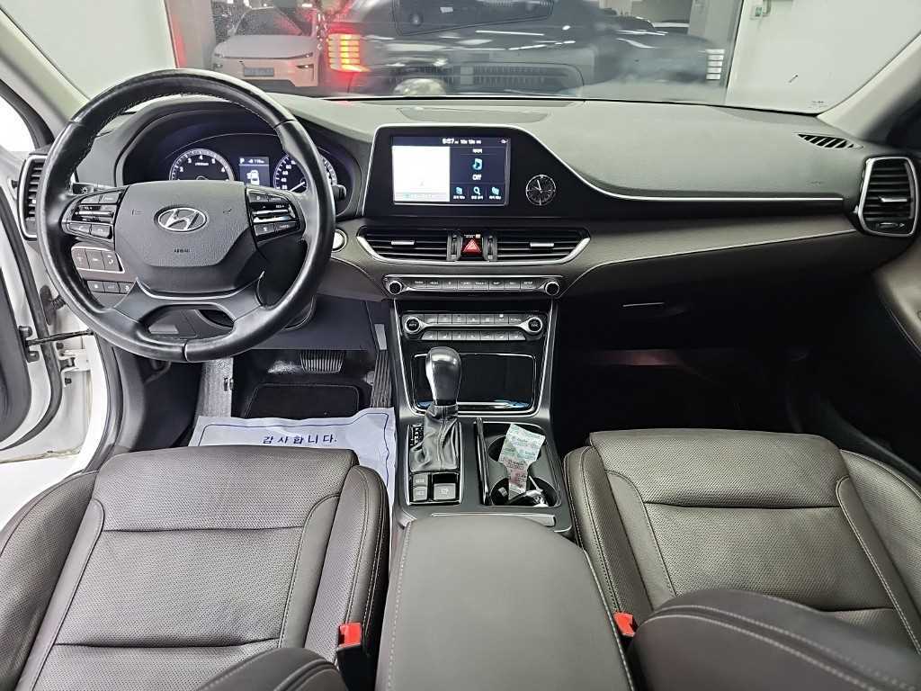 Hyundai Grandeur — photo 06