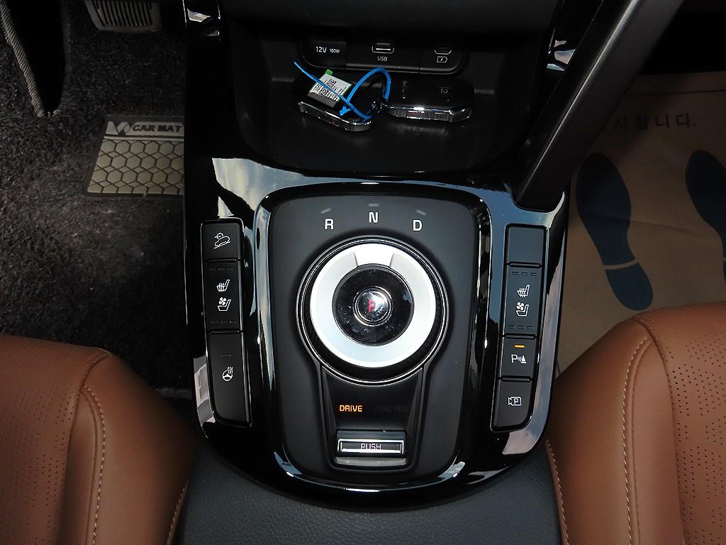 Kia Seltos — photo 10