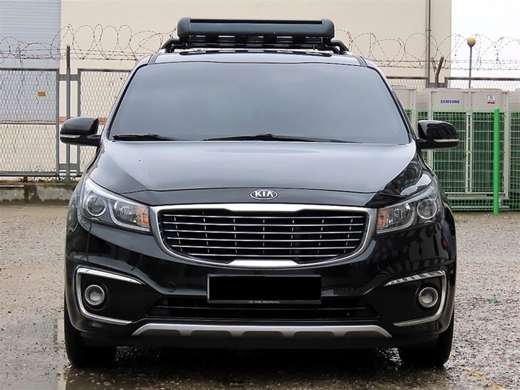 Kia Carnival — photo 01