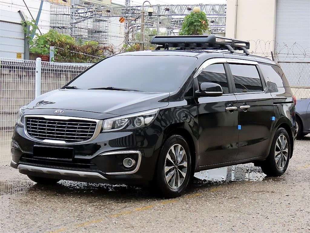 Kia Carnival — photo 02