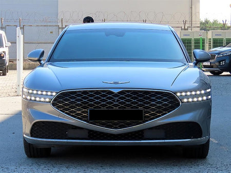 Genesis G90 — photo 01