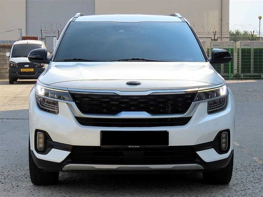 Kia Seltos — photo 01